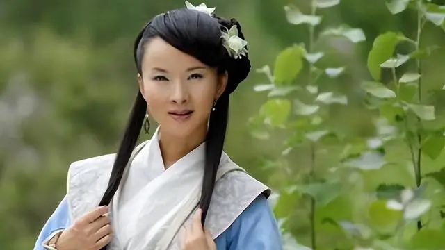 谢兰《大宅门》李香秀演员52岁回国争议事件 | 细节速览
